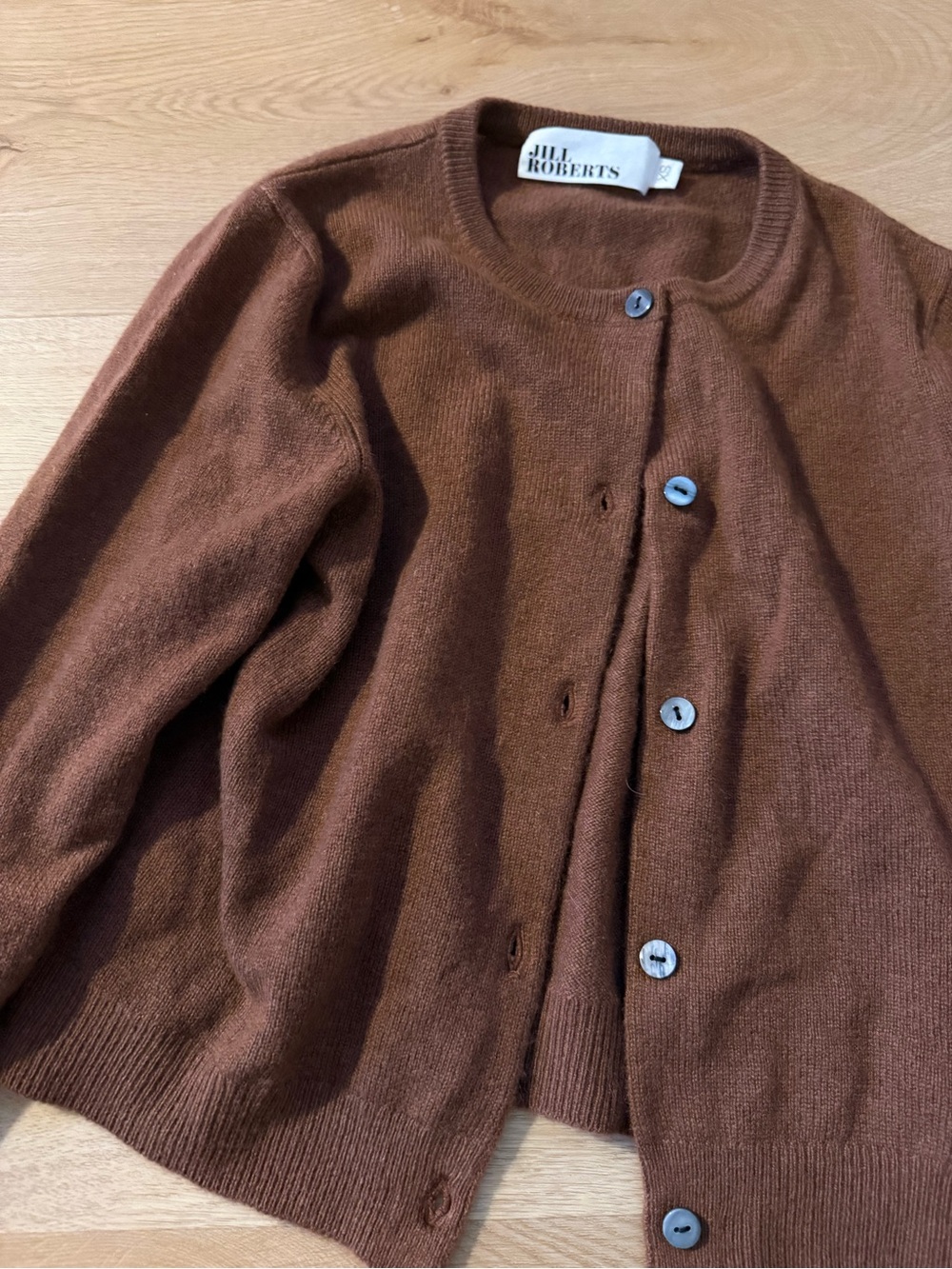 100% cashmere  Jill Robert’s never worn Cardigan